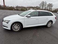 Weiß Gebraucht 2018 Skoda Superb Style Kombi | 10.400 € (Guter Preis)