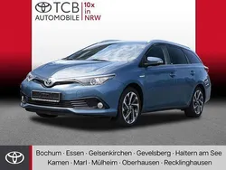 Blau Gebraucht 2016 Toyota Auris Hybrid Design Kombi | 14.489 € (Fairer Preis)