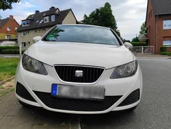 Weiß Gebraucht 2009 Seat Ibiza ST Kombi | 670 € (Guter Preis)