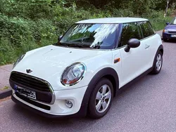 Weiß Gebraucht 2015 Mini ONE Kleinwagen | 5.500 € (Fairer Preis)