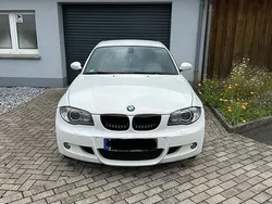 Weiß Gebraucht 2009 BMW 123 Coupé M Sport Coupé | 8.200 €