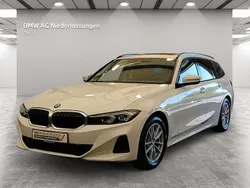 Weiß Gebraucht 2024 BMW 318 Shadowline Kombi | 33.400 € (Guter Preis)