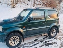 Grün Gebraucht 2009 Suzuki Jimny Comfort SUV | 8.290 € (Fairer Preis)