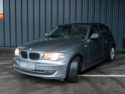 Grau Gebraucht 2011 BMW 120 Kleinwagen | 5.290 € (Guter Preis)