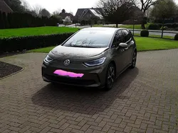Grün Gebraucht 2023 VW ID.3 Kleinwagen | 31.990 € (Teuer)