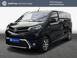 Schwarz Gebraucht 2024 Toyota Proace Verso Comfort Kombi | 40.890 € (Etwas zu teuer)