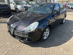 Schwarz Gebraucht 2012 Alfa Romeo Giulietta Turismo Kleinwagen | 2.000 € (Guter Preis)
