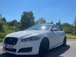 Weiß Gebraucht 2015 Jaguar XF S Limousine | 13.499 €
