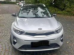Silber Gebraucht 2018 Kia Stonic Spirit SUV | 10.300 € (Superpreis)