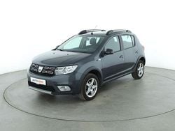 Grau Gebraucht 2020 Dacia Sandero Celebration Limousine | 14.720 € (Fairer Preis)