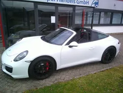 Pure white Gebraucht 2021 Porsche 911 Carrera 4 GTS Cabrio | 133.911 €