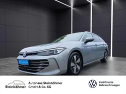 Oyster silver (silber) Gebraucht 2025 VW Passat Elegance Kombi | 37.445 € (Guter Preis)