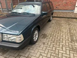 Grün Gebraucht 1995 Volvo 945 Kombi | 12.320 €