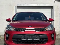 Rot Gebraucht 2018 Kia Rio Edition 7 Limousine | 8.095 € (Guter Preis)