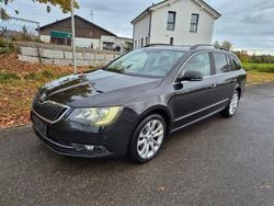 Schwarz Gebraucht 2014 Skoda Superb Exclusive Kombi | 9.500 € (Guter Preis)