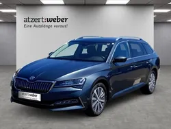 Quarzgrau metallic Gebraucht 2021 Skoda Superb Style Kombi | 22.990 € (Guter Preis)