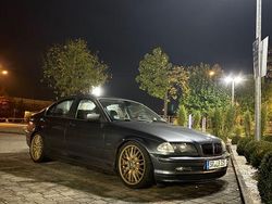 Grau Gebraucht 2001 BMW 325 Performance Limousine | 6.000 € (Fairer Preis)