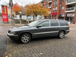 Grau Gebraucht 2004 Volvo V70 Kombi | 3.500 € (Fairer Preis)