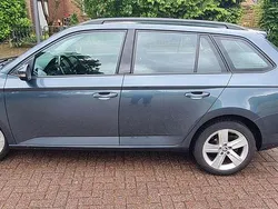 Grau Gebraucht 2016 Skoda Fabia Style Kombi | 8.150 € (Guter Preis)