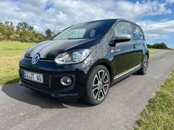 Schwarz Gebraucht 2015 VW up! Kleinwagen | 7.990 € (Fairer Preis)