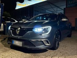 Grau Gebraucht 2018 Renault Mégane GrandTour GT Kombi | 17.999 €