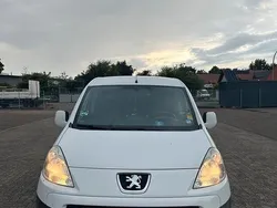 Weiß Gebraucht 2010 Peugeot Partner Van / Kleinbus | 3.200 € (Superpreis)