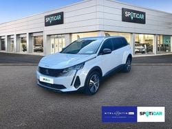 Weiß perlmuttweiß Gebraucht 2023 Peugeot 5008 Allure Van / Kleinbus | 25.930 € (Superpreis)