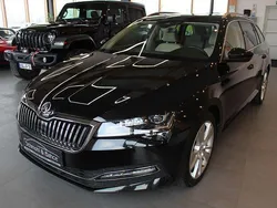 Schwarzmagic perleffekt Gebraucht 2020 Skoda Superb Style Kombi | 25.490 € (Fairer Preis)