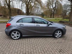 Grau Gebraucht 2014 Mercedes A180 Limousine | 10.000 € (Guter Preis)