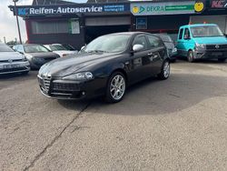 Schwarz Gebraucht 2010 Alfa Romeo 147 Kleinwagen | 5.490 €