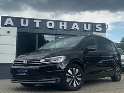 Schwarz Gebraucht 2024 VW Touran Sportline Van / Kleinbus | 39.500 € (Teuer)
