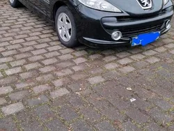 Schwarz Gebraucht 2008 Peugeot 207 Urban Move Limousine | 1.600 € (Guter Preis)