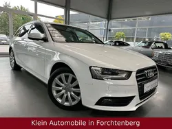 Weiß Gebraucht 2012 Audi A4 Attraction Kombi | 7.390 € (Guter Preis)