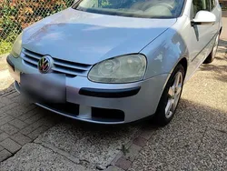 Silber Gebraucht 2004 VW Golf V Limousine | 1.550 € (Guter Preis)