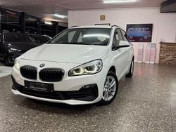 Weiß Gebraucht 2019 BMW 218 Active Tourer Advantage Van / Kleinbus | 9.495 € (Superpreis)