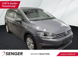 Grau Gebraucht 2024 VW Touran Comfortline Van / Kleinbus | 35.990 € (Etwas zu teuer)