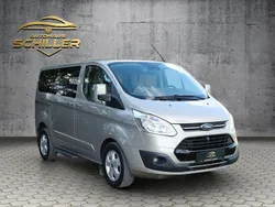 Grau Gebraucht 2016 Ford Tourneo Custom Van / Kleinbus | 16.499 € (Fairer Preis)