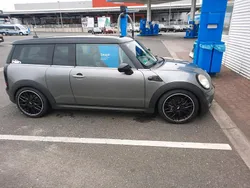 Grau Gebraucht 2008 Mini Cooper S Clubman Kombi | 7.099 € (Etwas zu teuer)