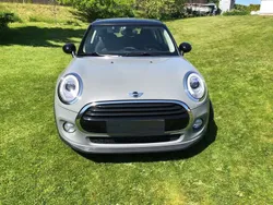 Grau Gebraucht 2018 Mini Cooper Kleinwagen | 12.550 € (Guter Preis)