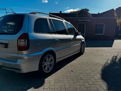 Silber Gebraucht 2001 Opel Zafira OPC Van / Kleinbus | 2.450 €