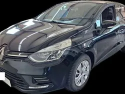 Schwarz Gebraucht 2018 Renault Clio IV Kleinwagen | 8.500 € (Guter Preis)