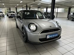 Silber Gebraucht 2024 Mini Cooper Favoured Kleinwagen | 26.800 € (Guter Preis)
