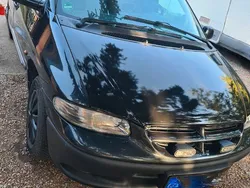 Schwarz Gebraucht 2000 Chrysler Grand Voyager Van / Kleinbus | 3.950 €