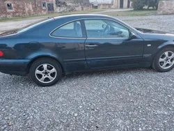 Blau Gebraucht 1999 Mercedes 200 Coupé | 950 €
