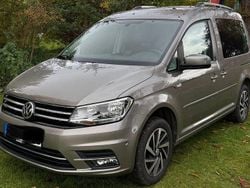 Beige Gebraucht 2018 VW Caddy Join Van / Kleinbus | 18.900 € (Teuer)