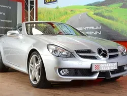 Silber metallic Gebraucht 2009 Mercedes SLK350 Sport Cabrio | 25.900 €
