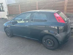 Schwarz Gebraucht 2009 Fiat Grande Punto Active Kleinwagen | 1.599 € (Guter Preis)