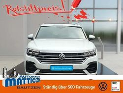 Weiß Gebraucht 2018 VW Touareg R-line SUV | 49.890 € (Teuer)