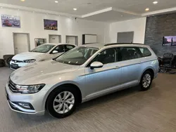 Silber Gebraucht 2020 VW Passat Business Limousine | 17.285 € (Guter Preis)