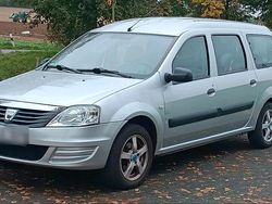 Silber Gebraucht 2009 Dacia Logan Van / Kleinbus | 2.400 €
